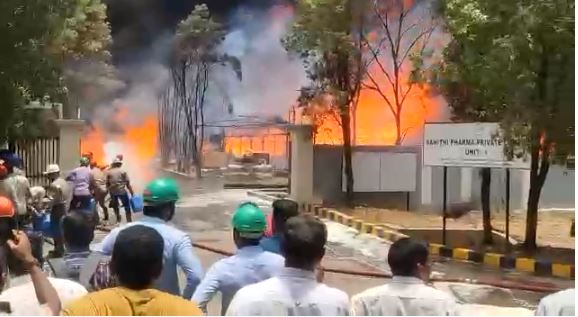 Massive fire in Sahitya Pharma Company