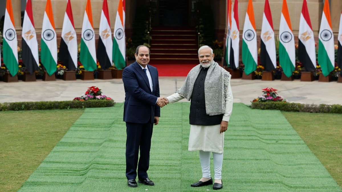 international-intl-top-news-india-pm-narendra-modi-egypt-visit-conferred-with-egypts-highest-civilian-honour-order-of-the-nile