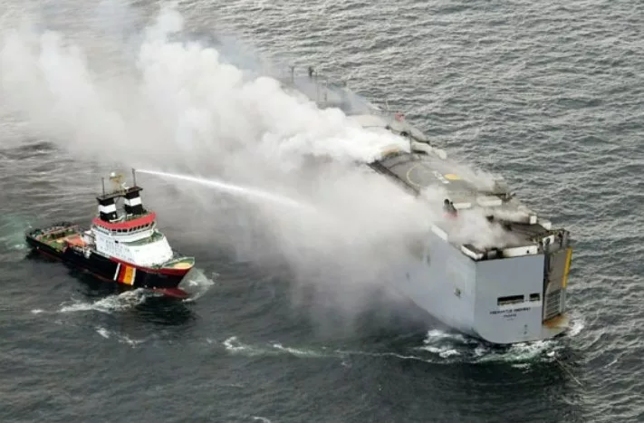 ship carrying 3000 cars catches fire off dutch coast