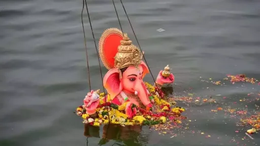 Ganesh Immersion  : హైదరాబాద్ లో కొనసాగుతున్న గణేశ్ నిమజ్జనాలు..ఎప్పటివరకు పూర్తవుతుందంటే..!!