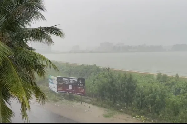Two more days of rain in Telangana-AP